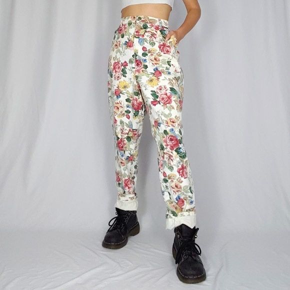 Vintage | Jeans | Vintage Floral Print 